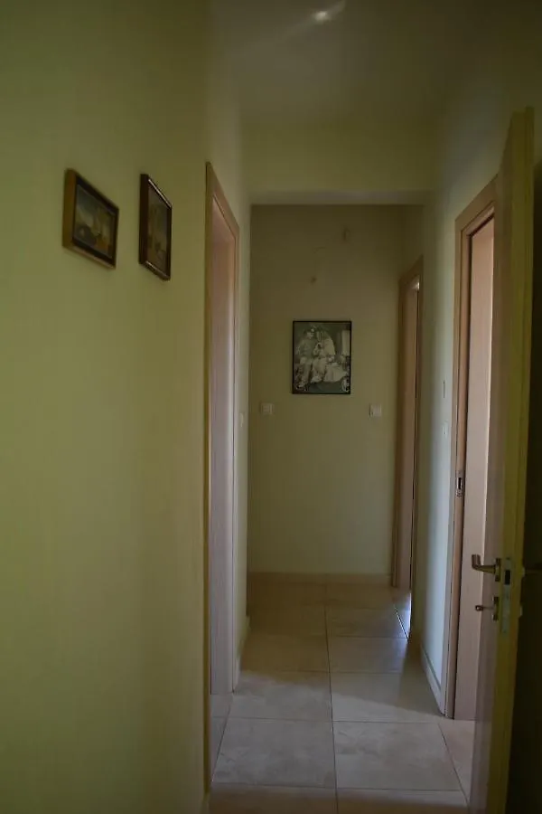 別荘 Néa Fókaia Vacation Family House With Gardenヴィラ ギリシャ